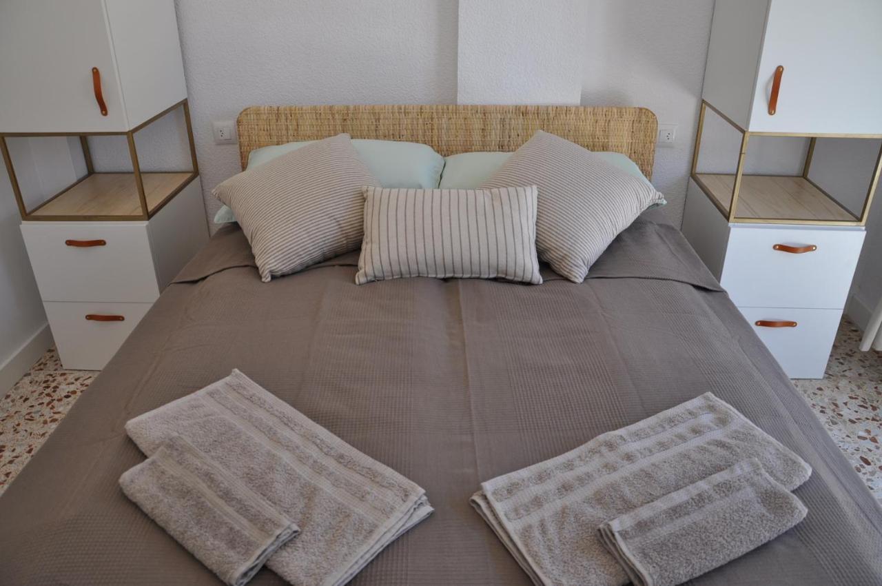 Apartamento Soleado Apartment Torrevieja Bagian luar foto